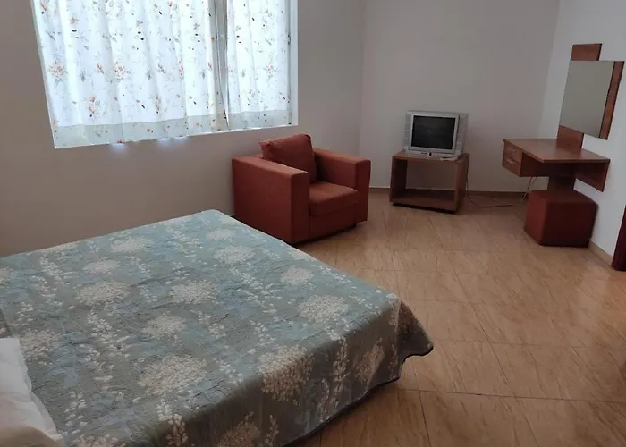Dean's Cozy 2 Bed At Sunny Apartamento *