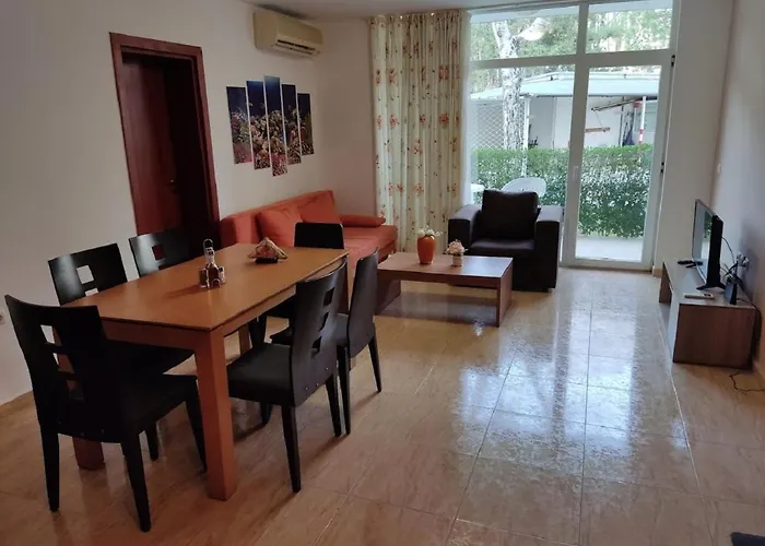 Dean's Cozy 2 Bed At Sunny Слънчев бряг