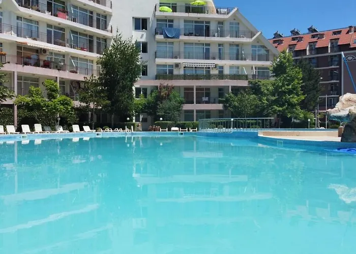 Dean's Cozy 2 Bed At Sunny Апартамент *